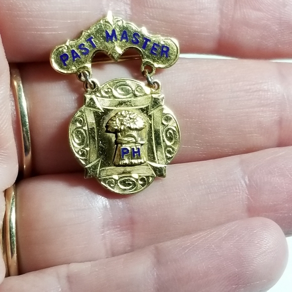 Relisted -Vintage Grange Past Master PH medal pin gold filled blue enamel Lodg - Picture 4 of 10